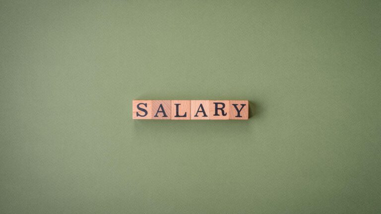 Startup salary in Germany 2025 explained by funding stage, industry, and cost of living for expats and professionals.